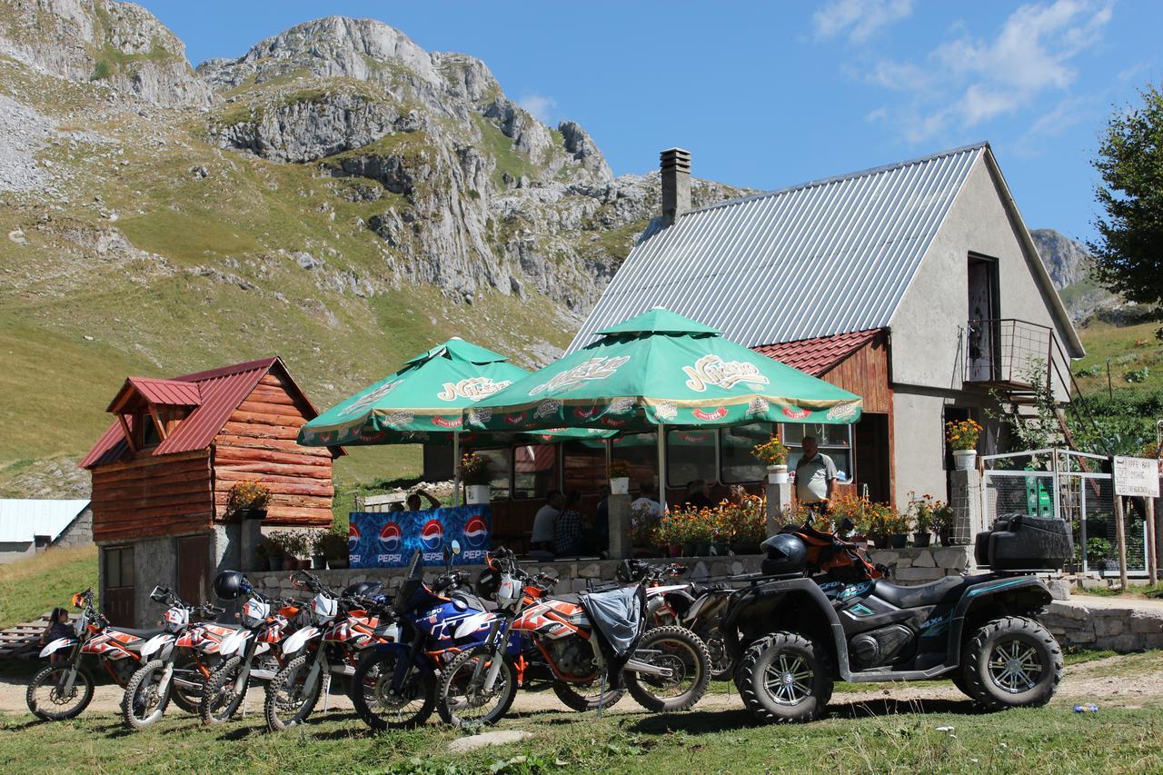 Albergue Rural Household Minic - Kapetanovo Jezero Kolašin Exterior foto